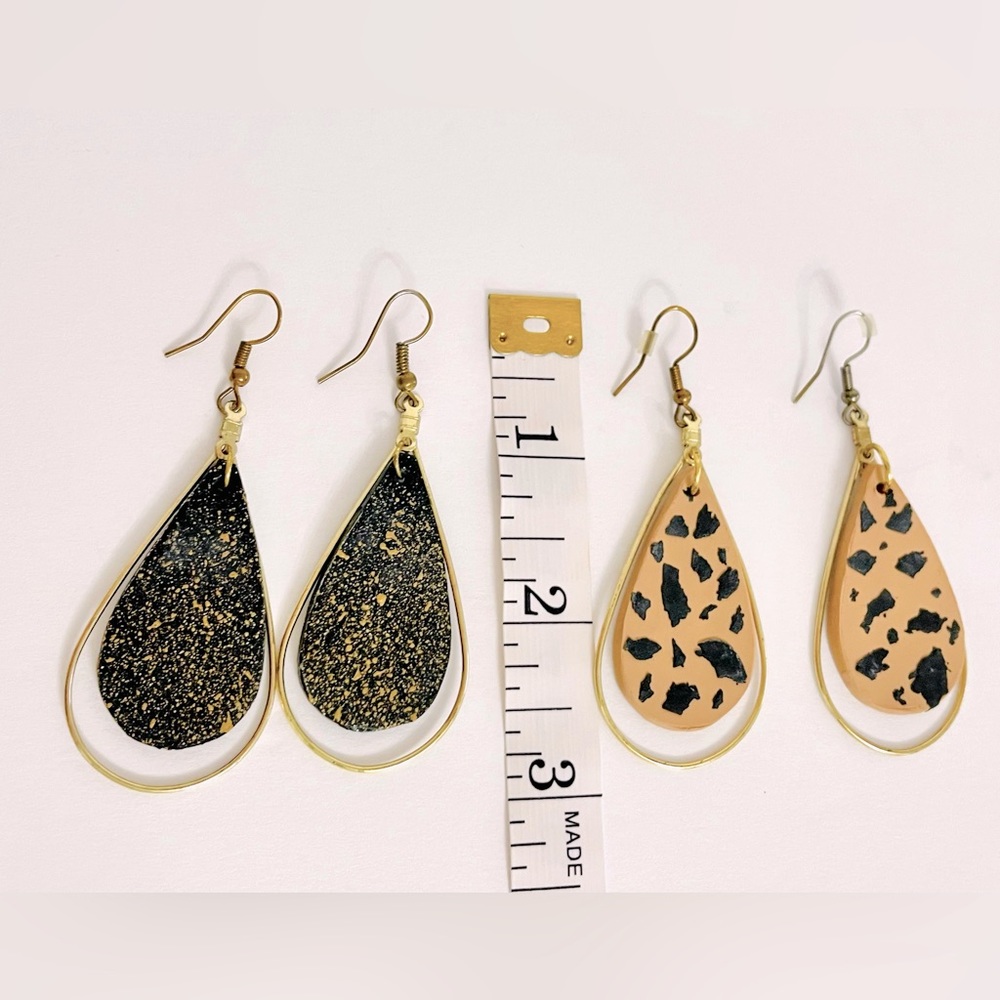 Lot of 2 Pairs Polymer Clay Dangle Earrings Black/Gold, Tan/Black Cheetah Print